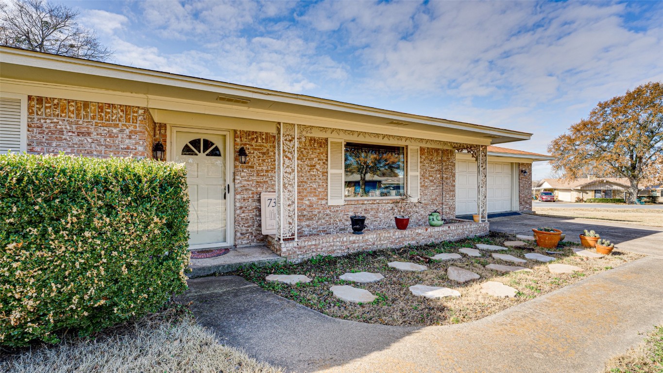 739 Henderson Street Wills Point TX 75169