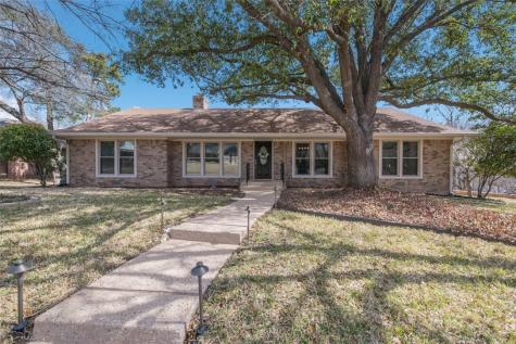 8110 Woodcreek Drive Woodway TX 76712