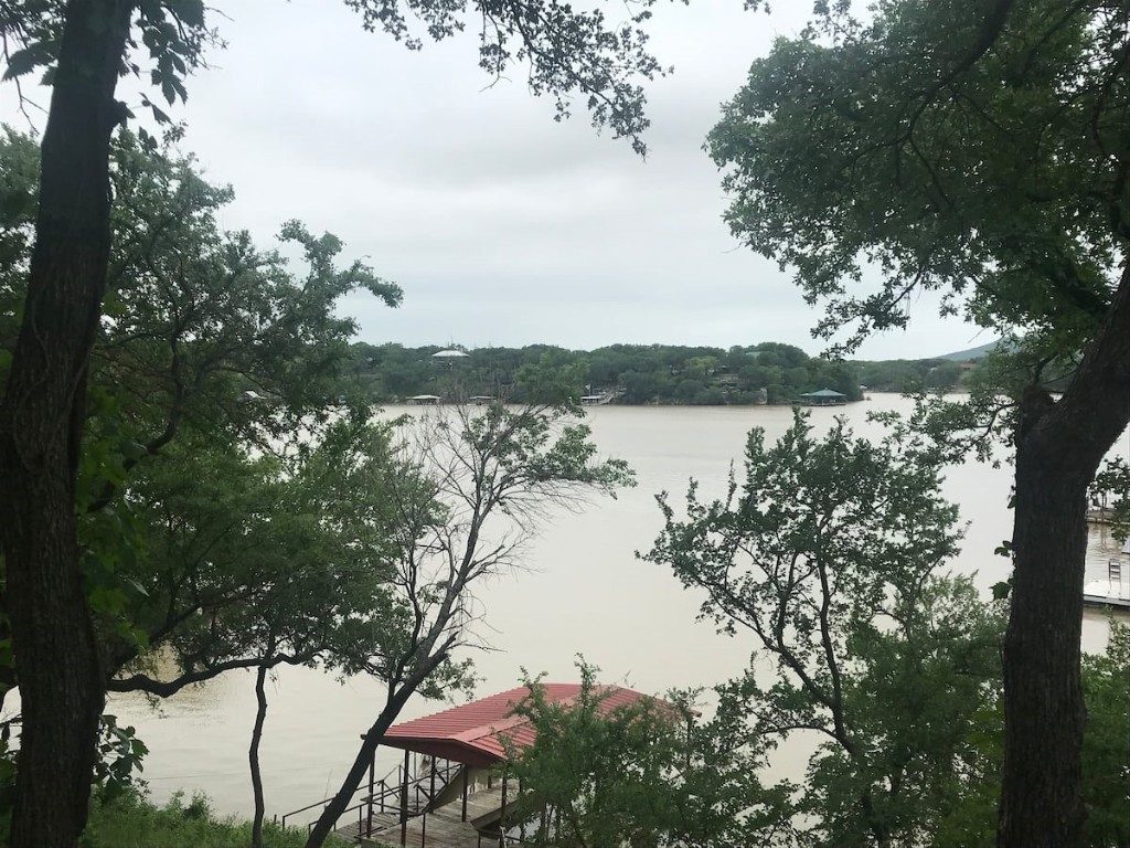 1990 N Lakeview Drive Palo Pinto TX 76484