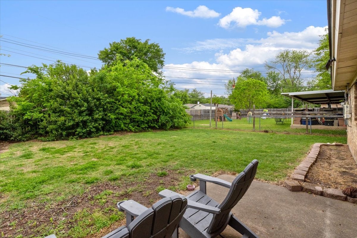 1025 Livingston Drive Hurst TX 76053