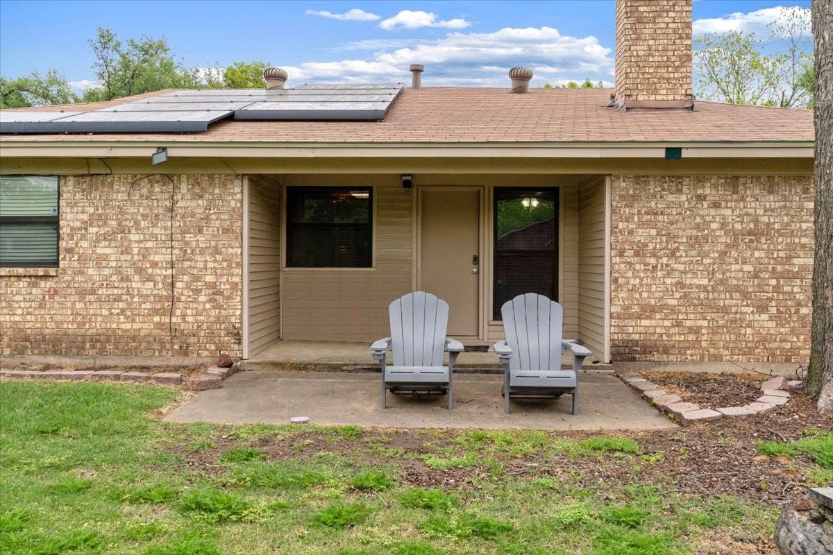 1025 Livingston Drive Hurst TX 76053