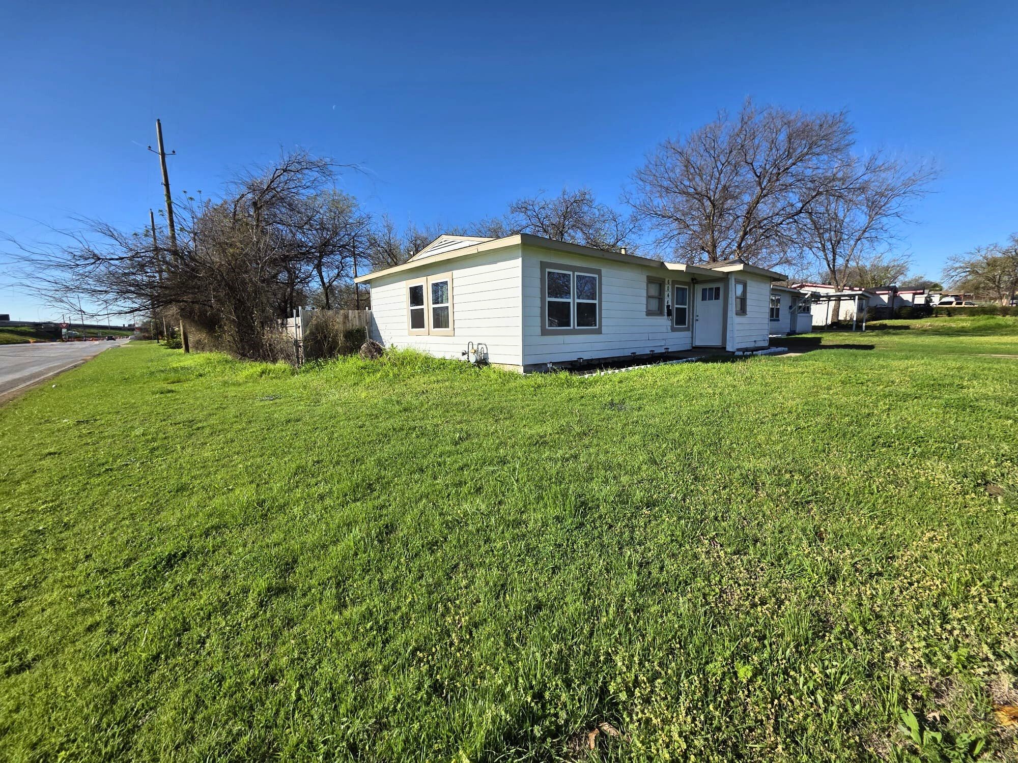 6044 Prothrow Street Fort Worth TX 76112