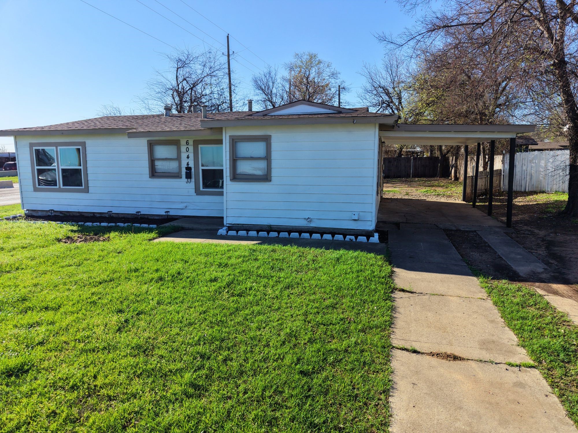 6044 Prothrow Street Fort Worth TX 76112