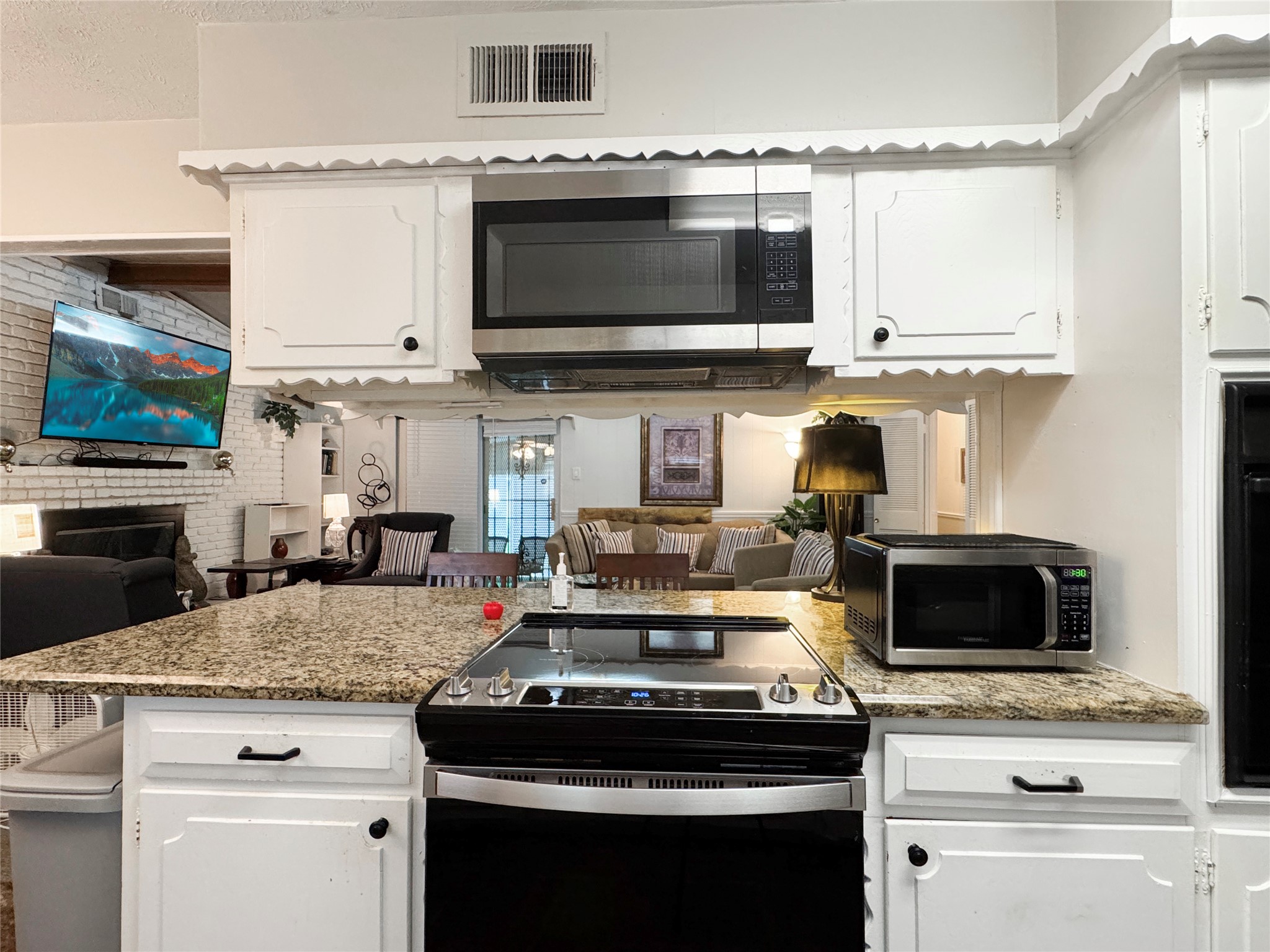 5121 Chalet Lane Dallas TX 75232