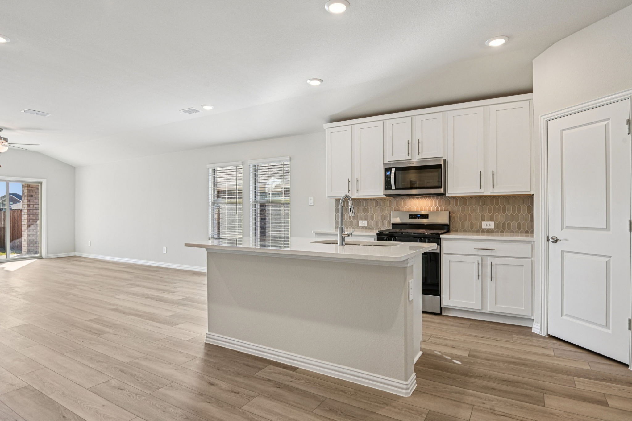 5911 Broadacre Drive Princeton TX 75071