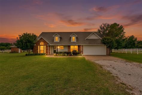 2113 Fm 2123 Paradise TX 76073
