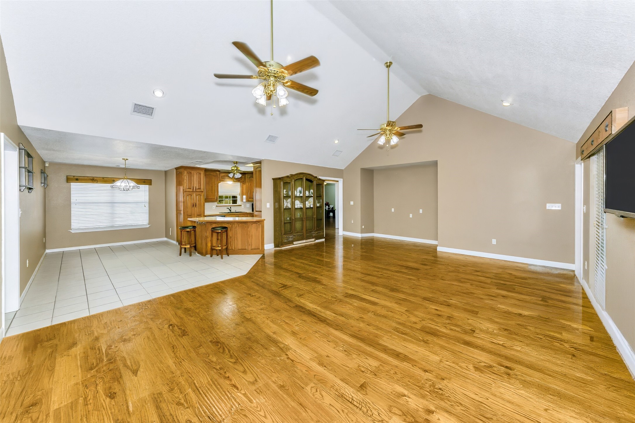 2113 Fm 2123 Paradise TX 76073