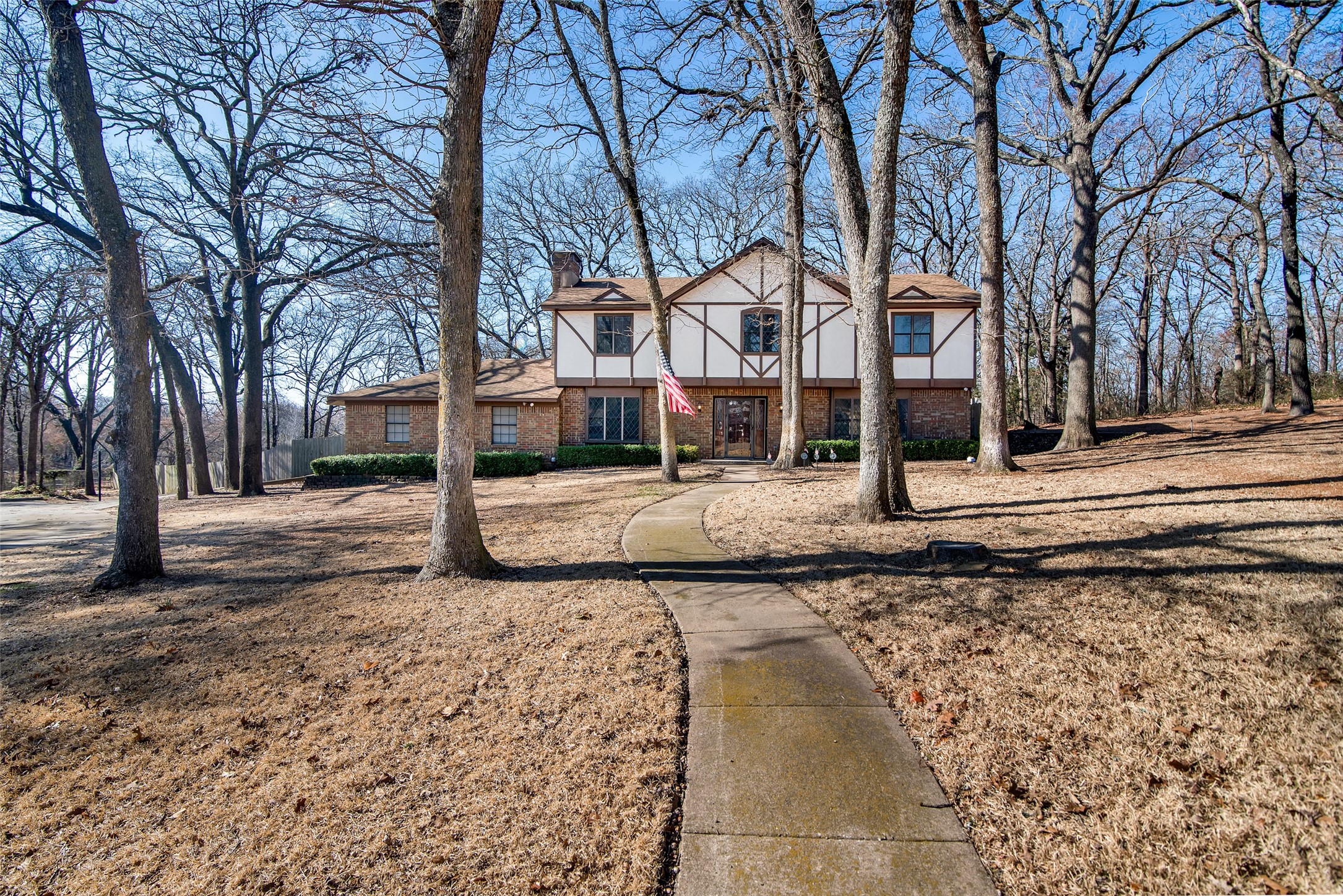 101 Spring Valley Road Denison TX 75020