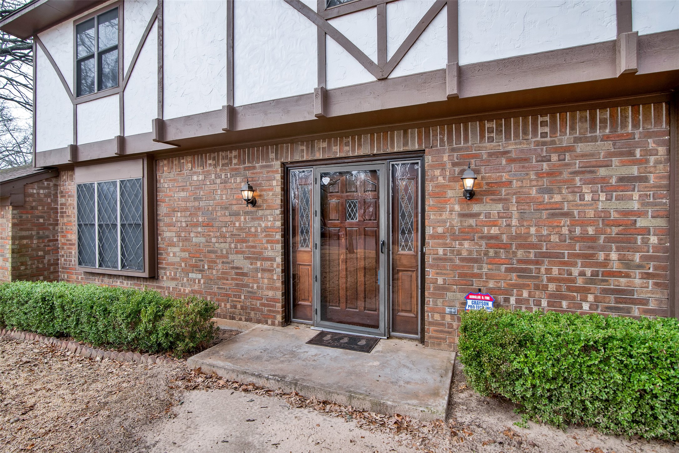 101 Spring Valley Road Denison TX 75020