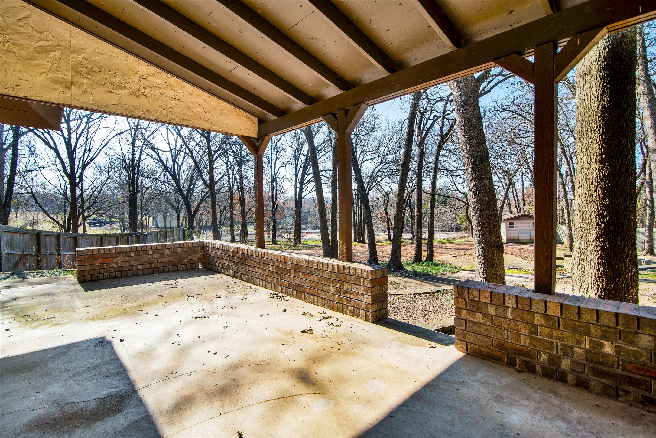 101 Spring Valley Road Denison TX 75020