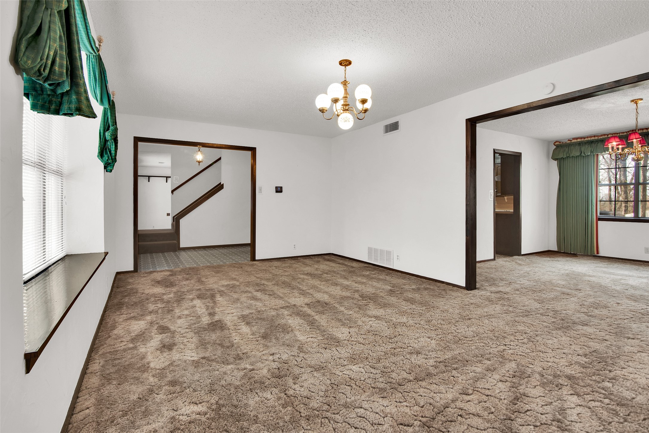 101 Spring Valley Road Denison TX 75020