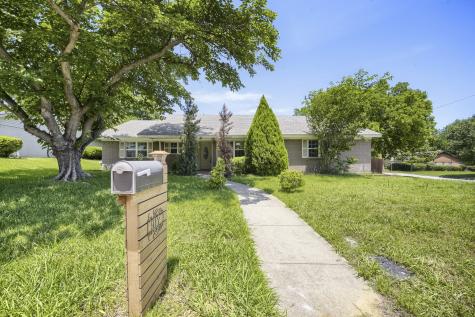 917 Stratford Drive Bedford TX 76021