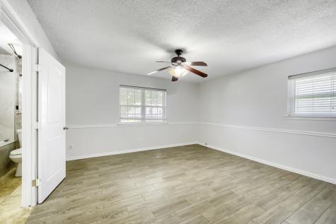 917 Stratford Drive Bedford TX 76021