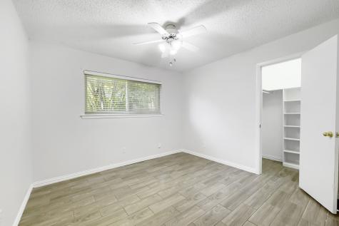 917 Stratford Drive Bedford TX 76021