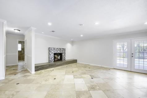 917 Stratford Drive Bedford TX 76021
