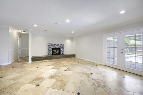 917 Stratford Drive Bedford TX 76021
