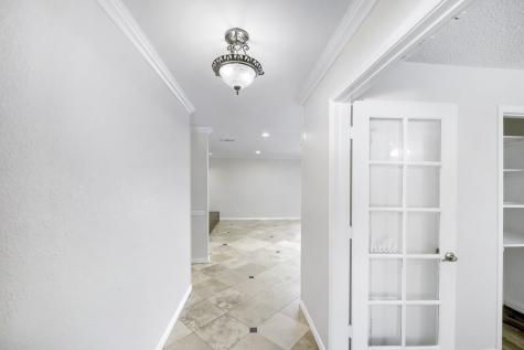 917 Stratford Drive Bedford TX 76021