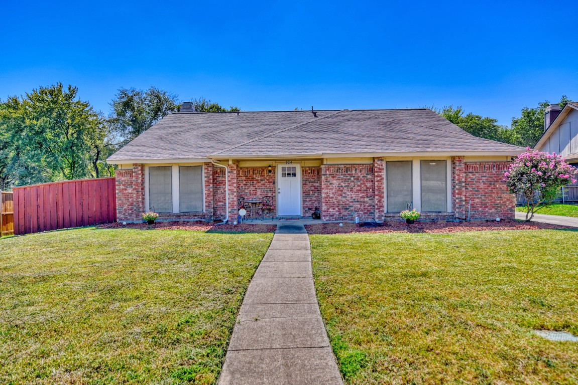 924 Whitewater Trail Desoto TX 75115