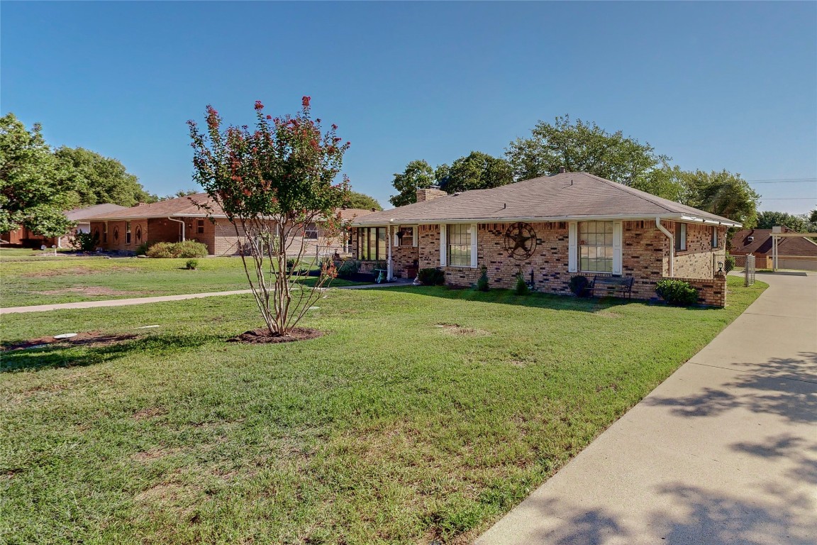 124 Hillside Lane Desoto TX 75115