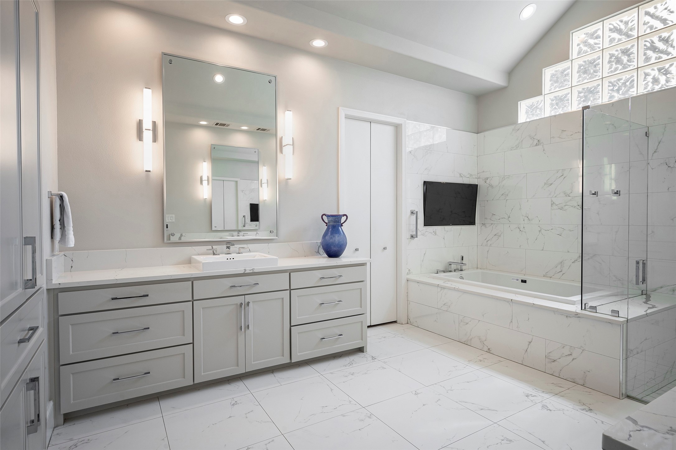 5835 Coolwater Cove Dallas TX 75252