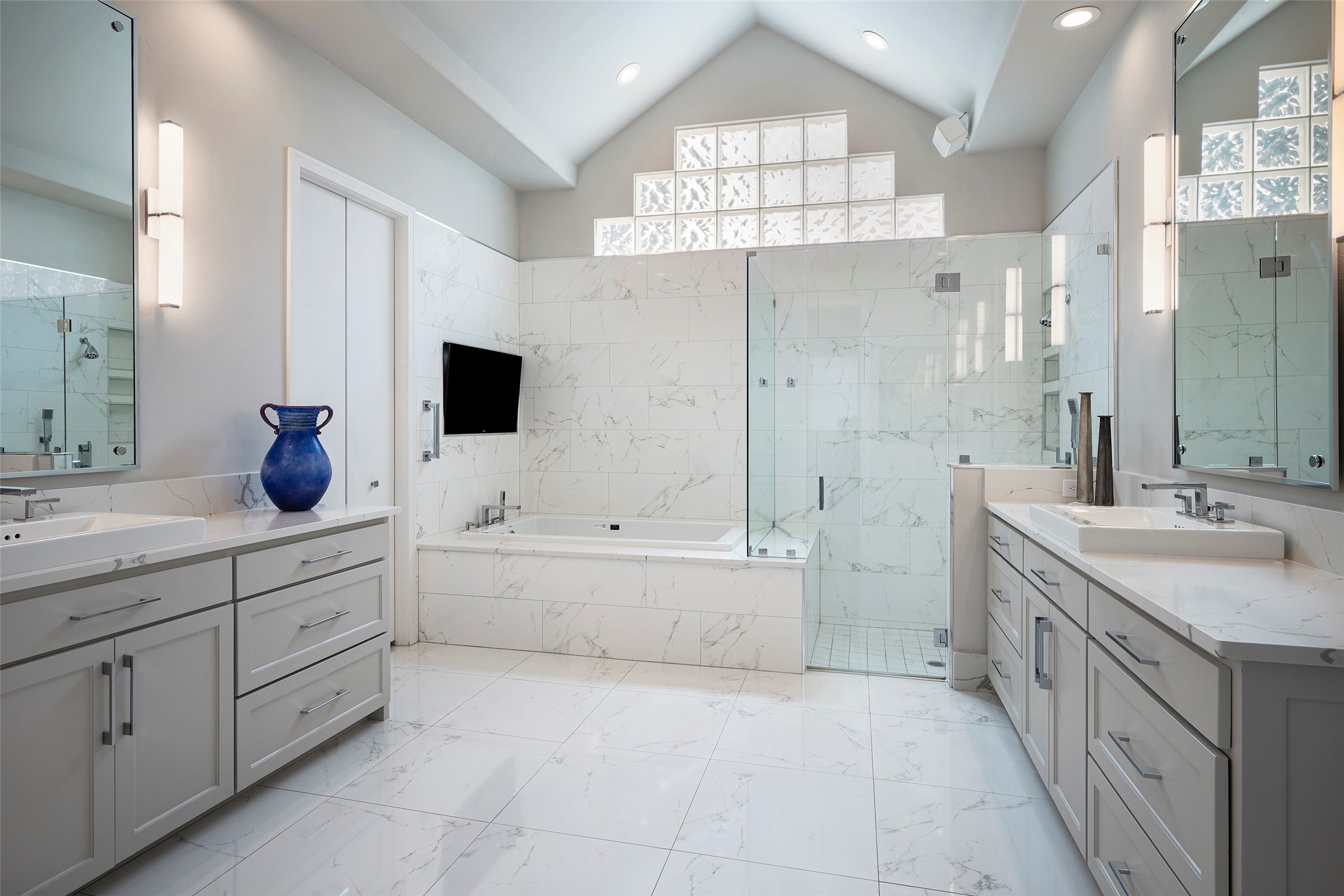 5835 Coolwater Cove Dallas TX 75252