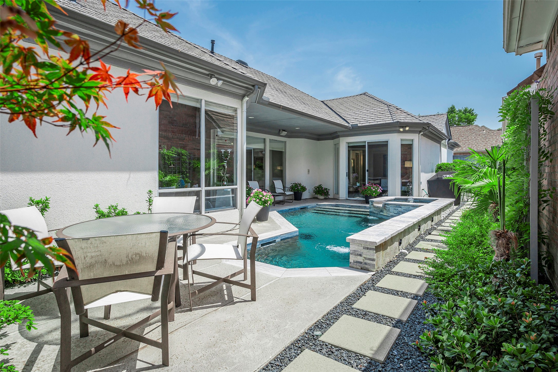 5835 Coolwater Cove Dallas TX 75252
