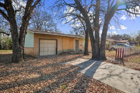 5801 Frisco Avenue Forest Hill TX 76119