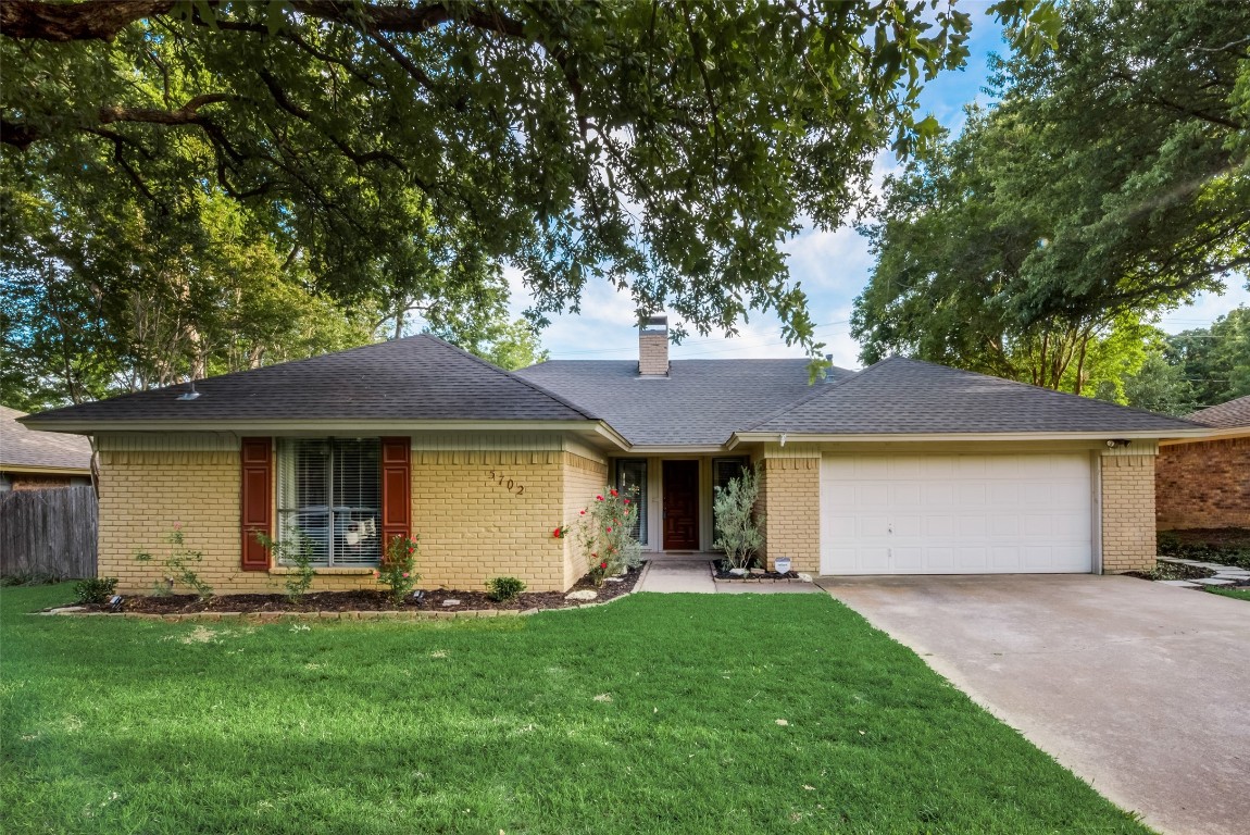5702 Sagebrush Trail Arlington TX 76017