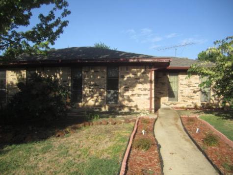 2522 Sam Houston Drive Garland TX 75044