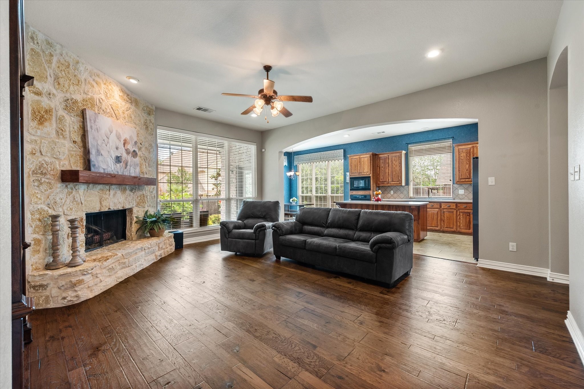 1904 Yarmouth Court Mansfield TX 76063