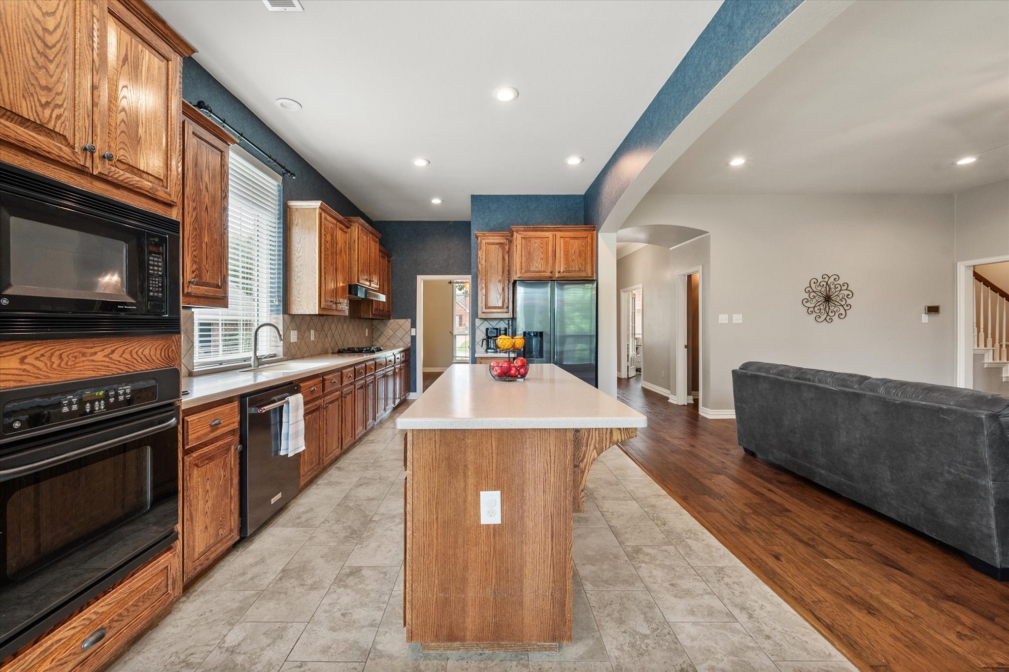 1904 Yarmouth Court Mansfield TX 76063