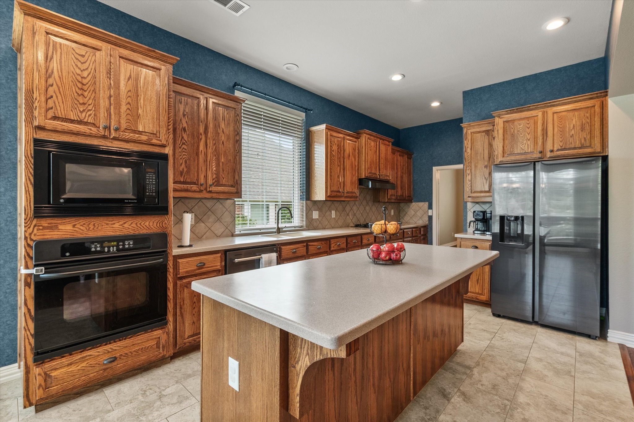 1904 Yarmouth Court Mansfield TX 76063