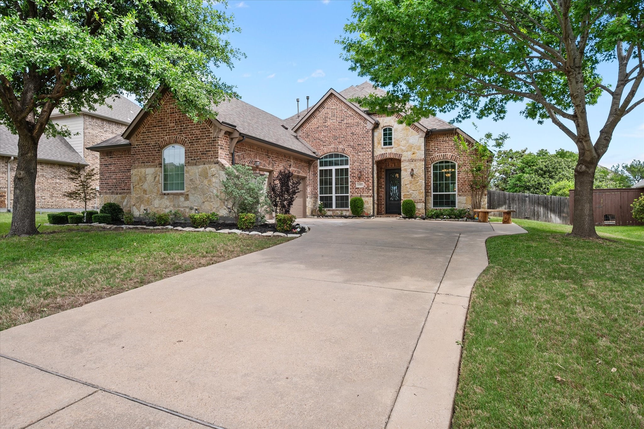 1904 Yarmouth Court Mansfield TX 76063