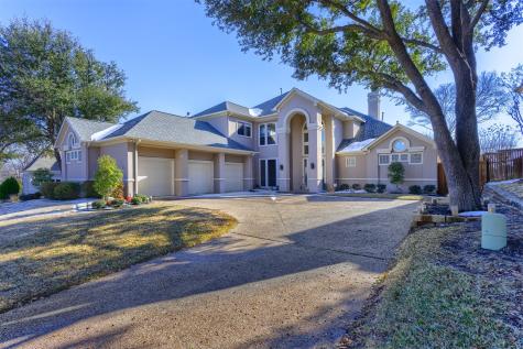 824 Hills Creek Drive Mckinney TX 75072