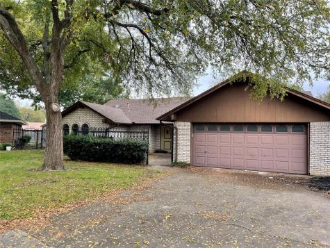 1008 Hickory Court Mansfield TX 76063