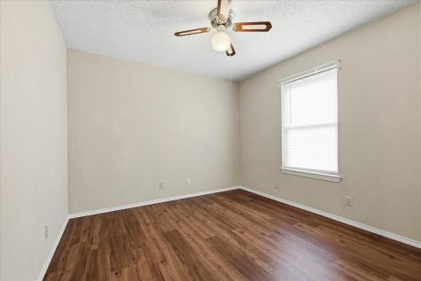 4118 Green Acres Circle Arlington TX 76017