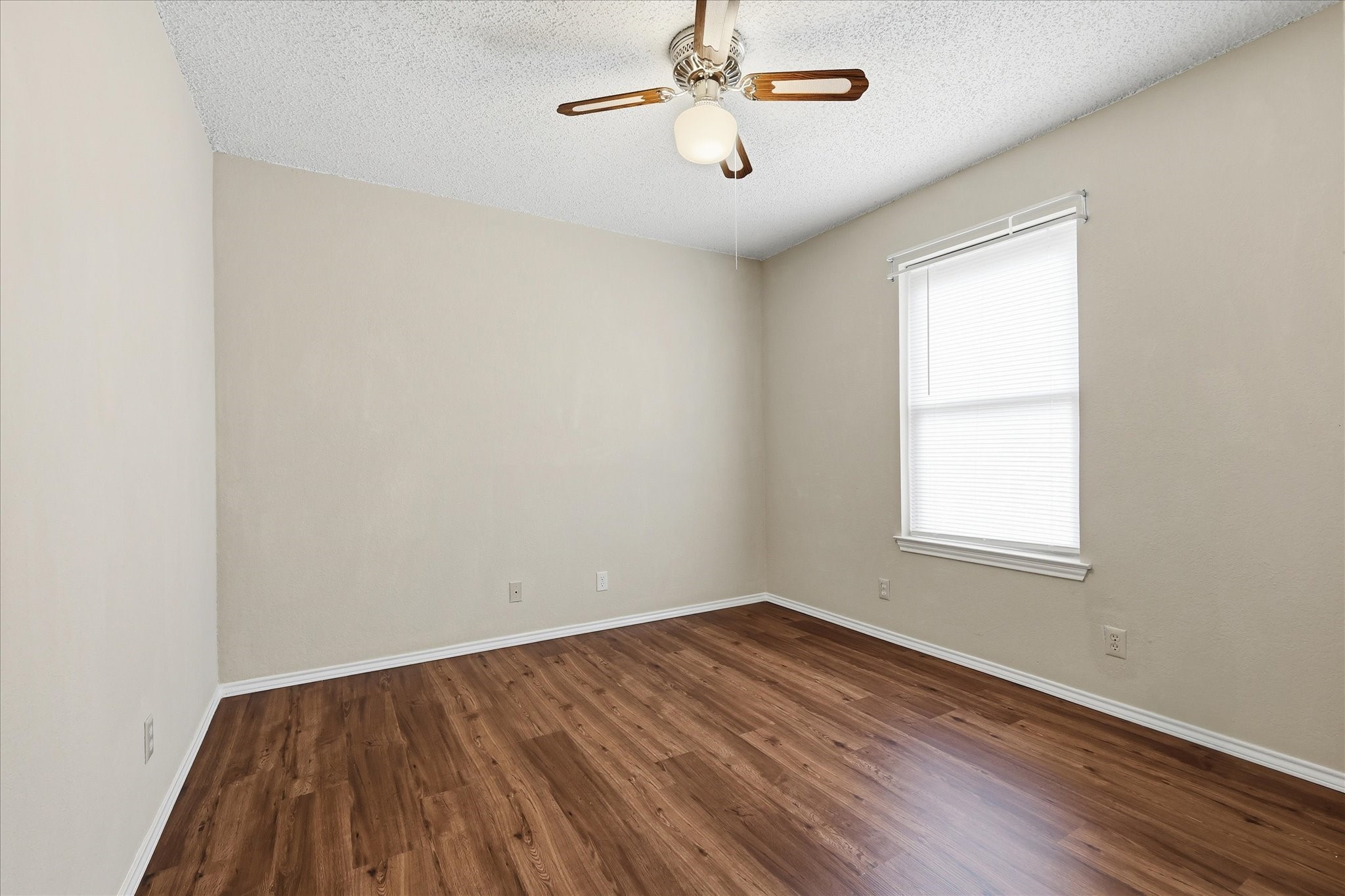 4118 Green Acres Circle Arlington TX 76017