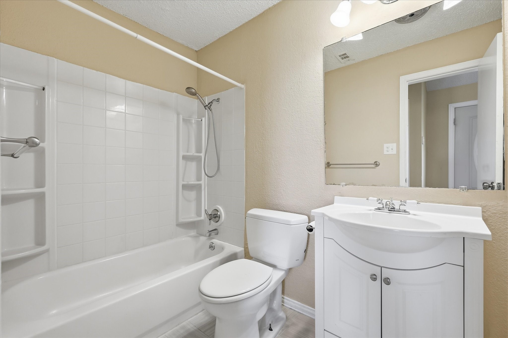 4118 Green Acres Circle Arlington TX 76017