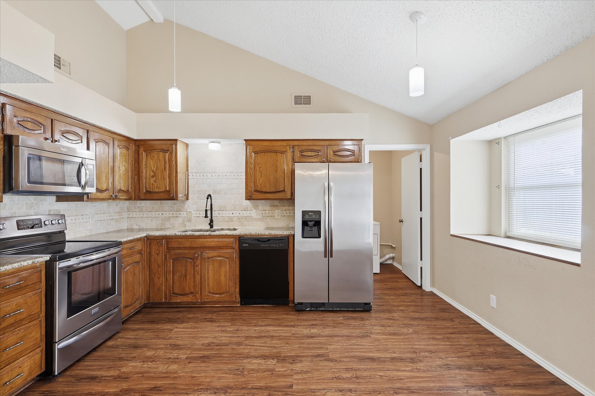 4118 Green Acres Circle Arlington TX 76017