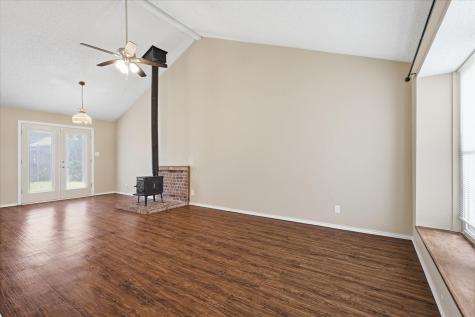 4118 Green Acres Circle Arlington TX 76017