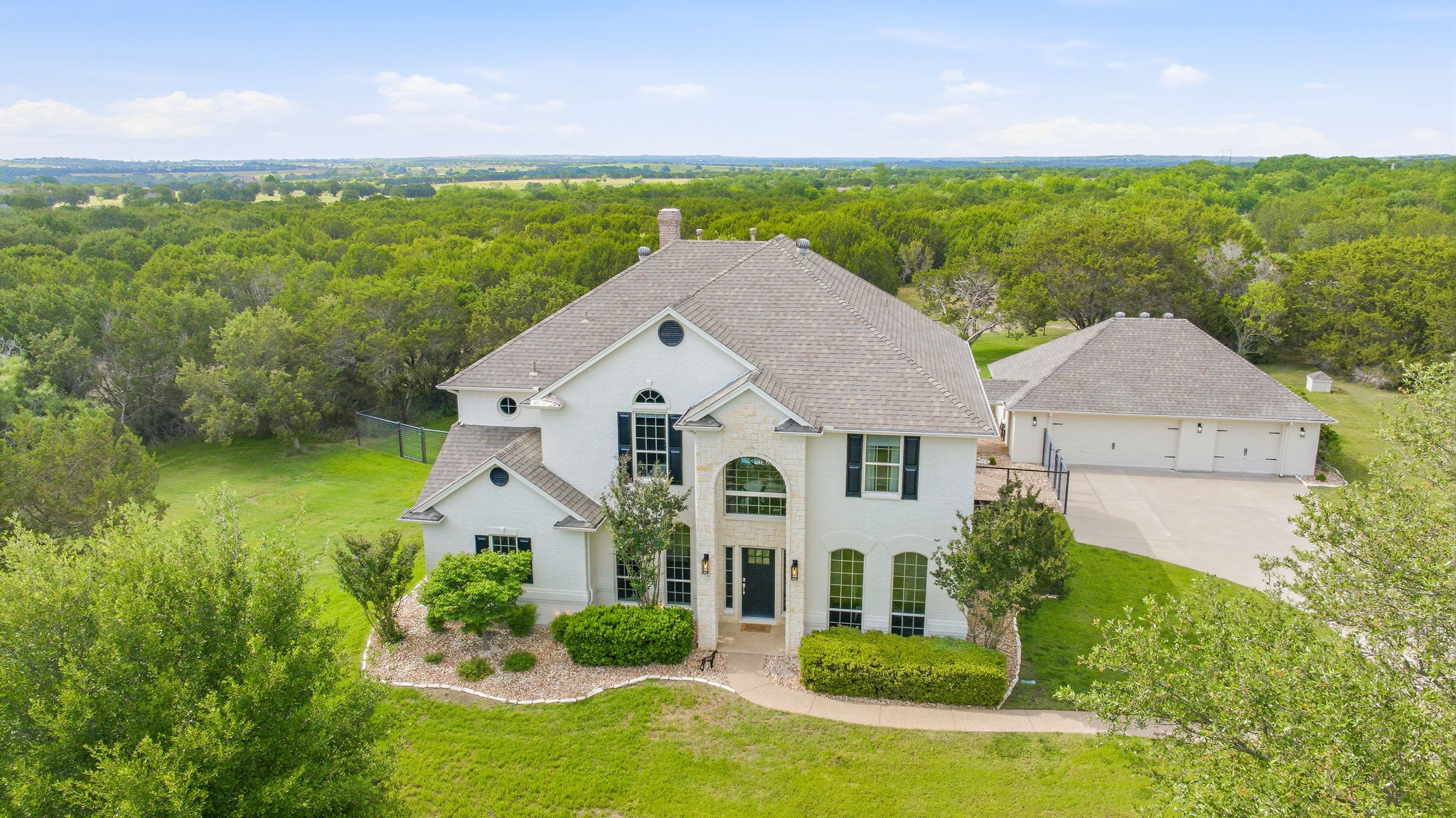 6901 Running Deer Court Granbury TX 76049