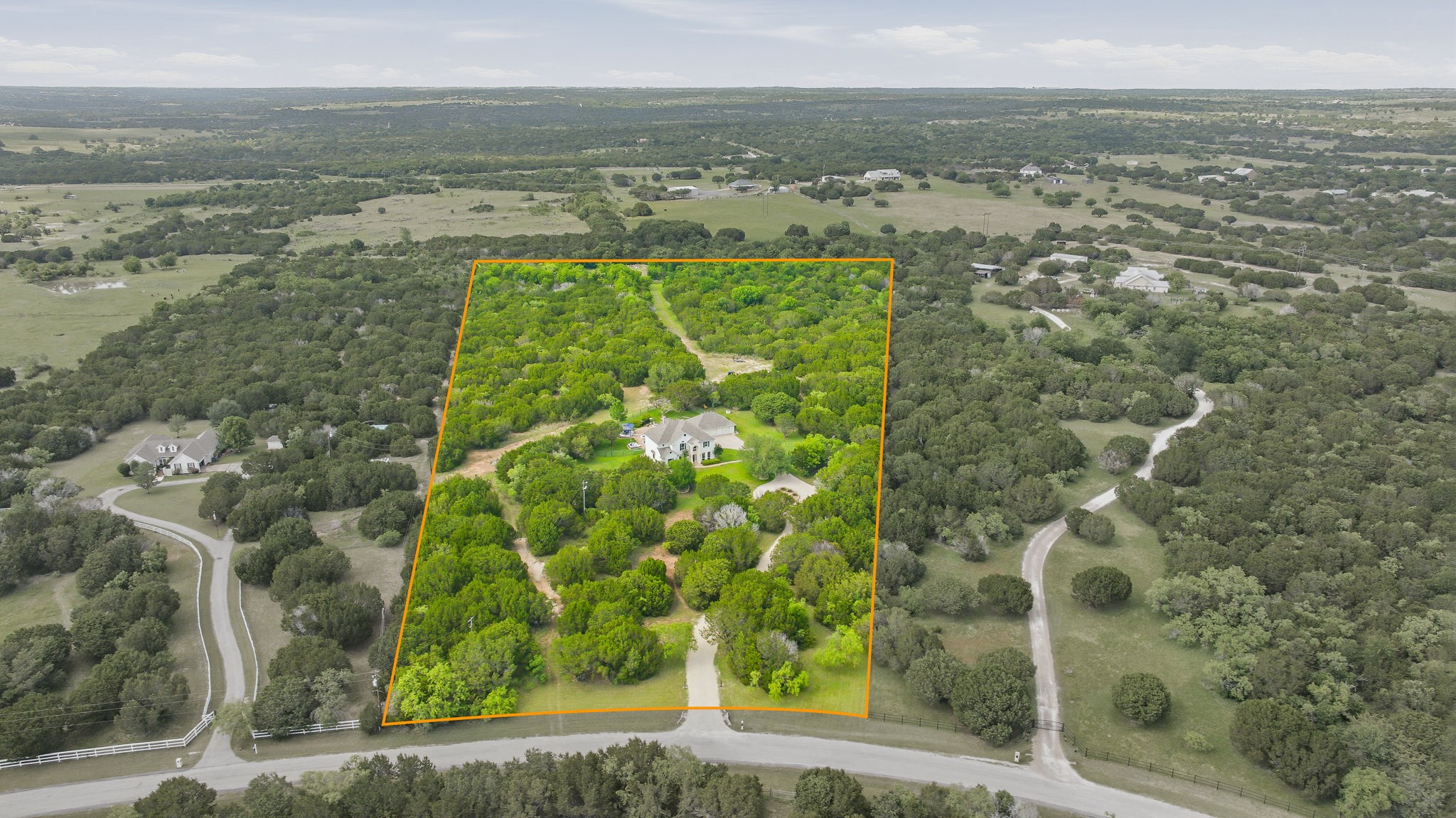 6901 Running Deer Court Granbury TX 76049