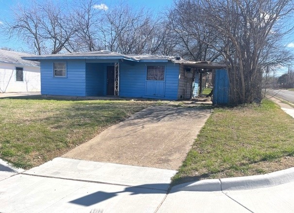2047 El Paso Street Grand Prairie TX 75051