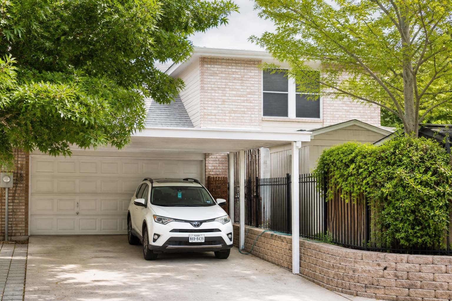 1440 Creekbank Drive Lewisville TX 75067