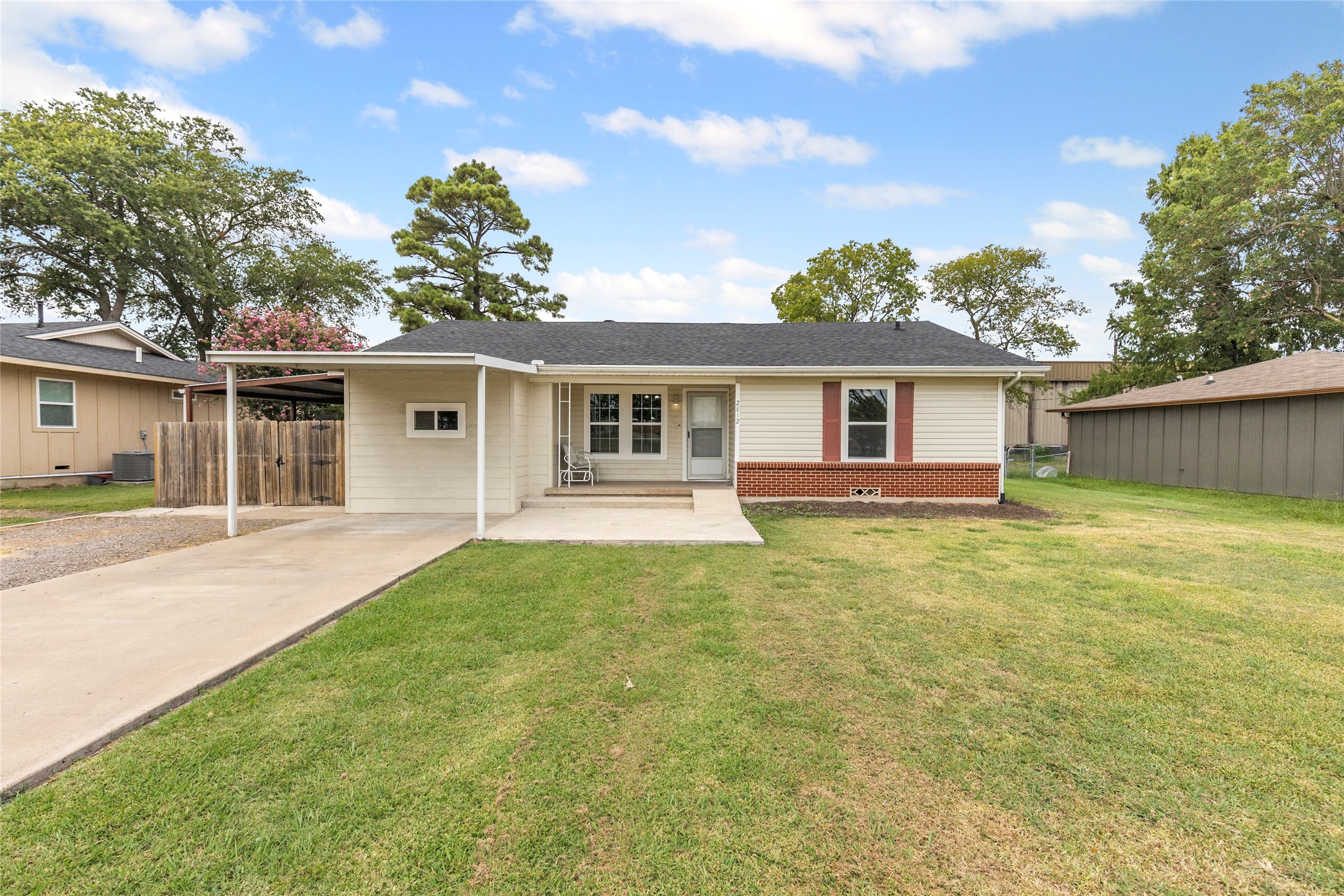 2812 Albert Street Greenville TX 75401