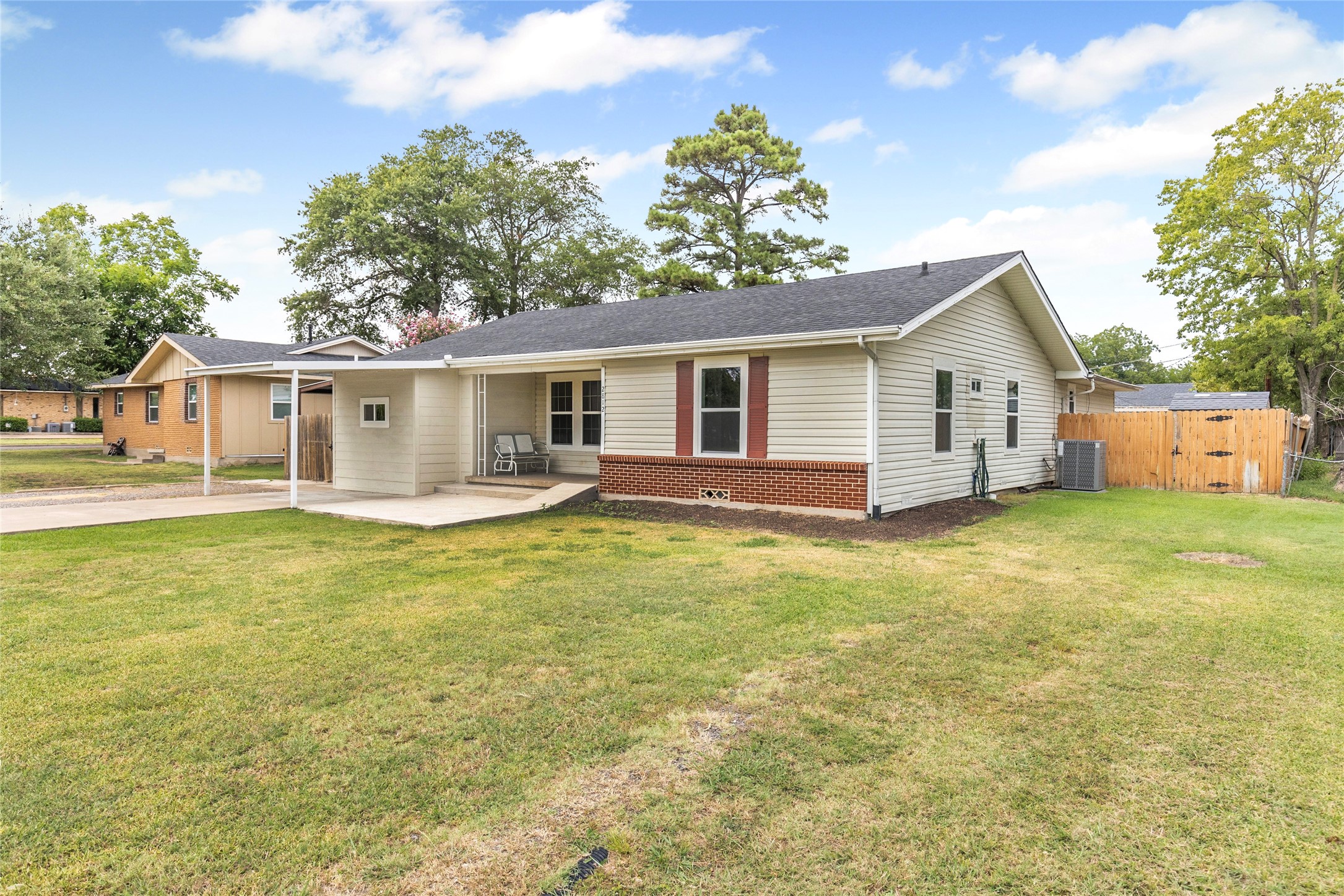 2812 Albert Street Greenville TX 75401