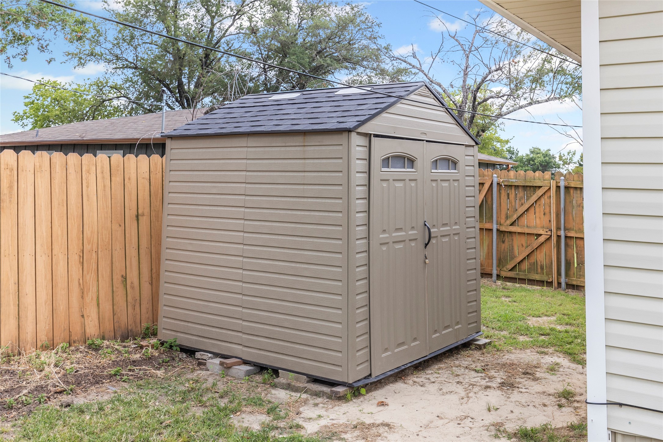 2812 Albert Street Greenville TX 75401