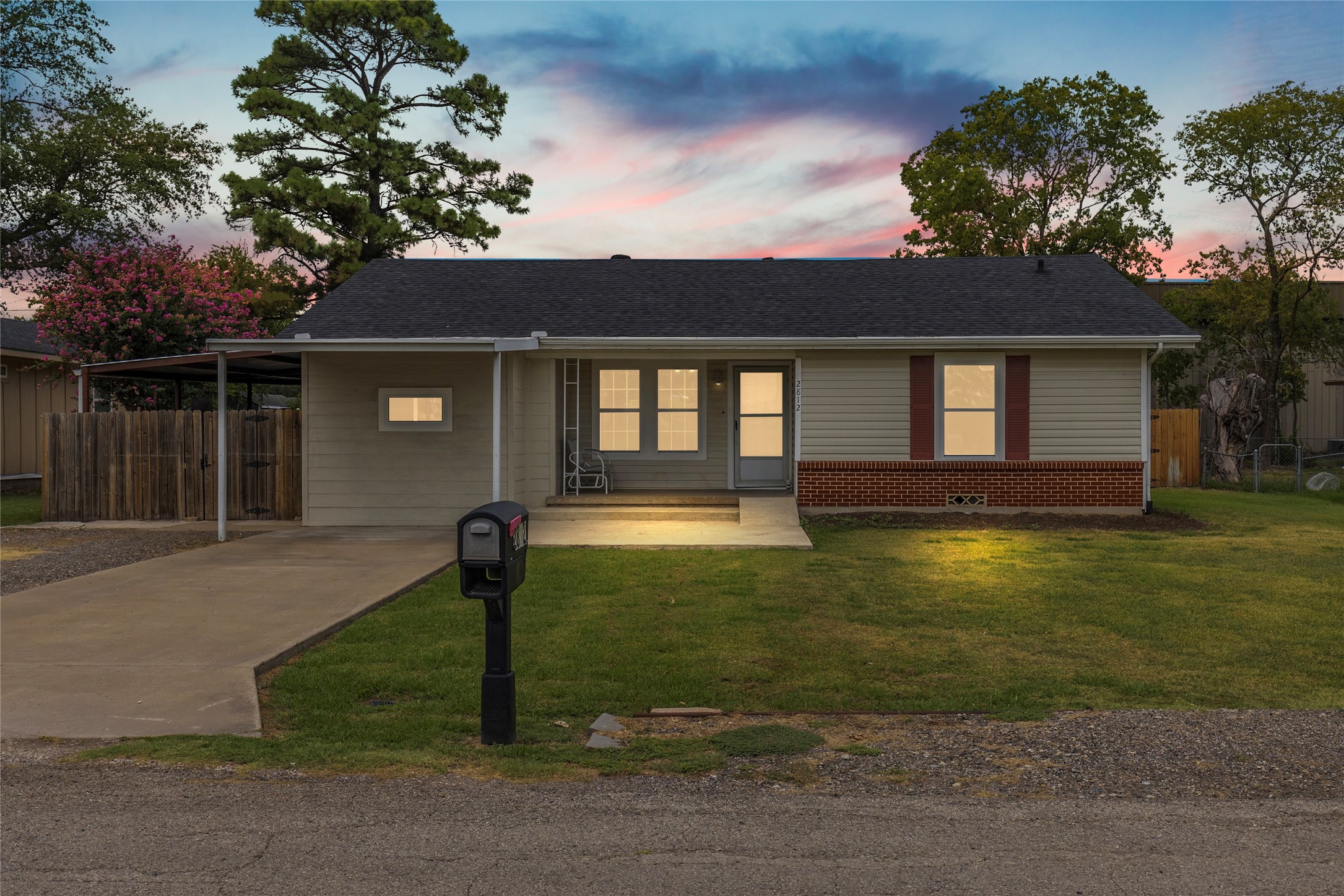 2812 Albert Street Greenville TX 75401
