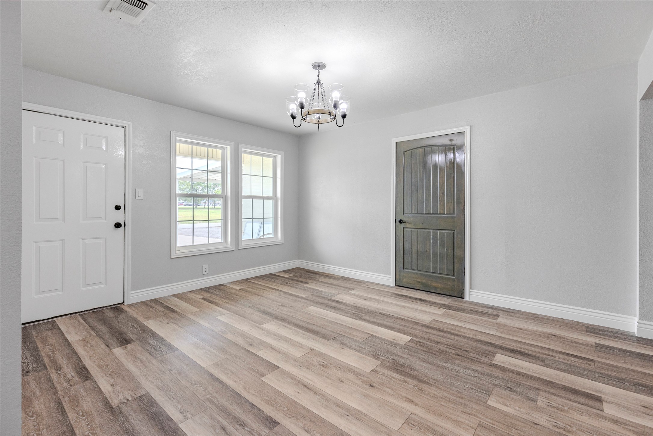2812 Albert Street Greenville TX 75401
