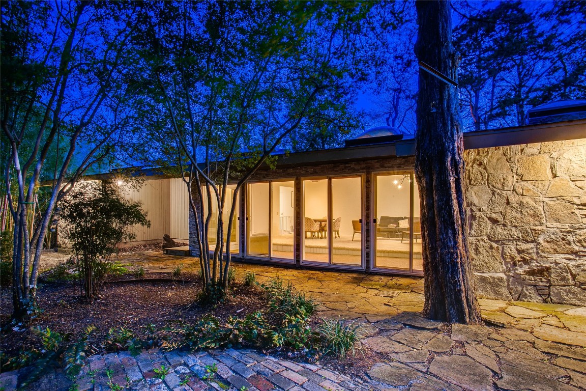 2914 Gladiolus Lane Dallas TX 75233
